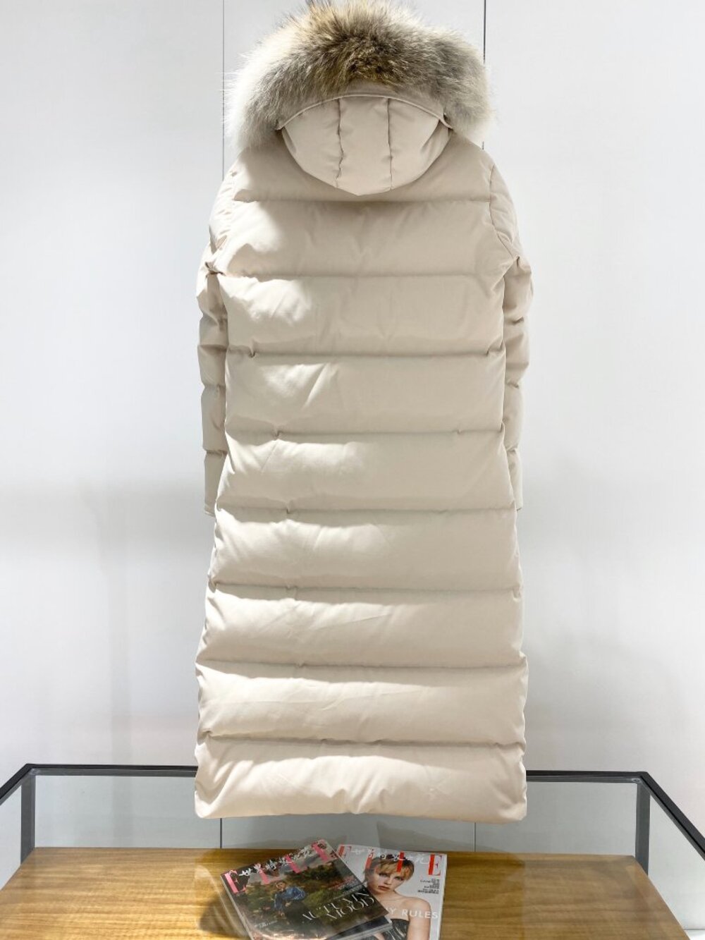 Women’s Long Hooded Parka Off White Fur Trim Down Coat - Picture 3 of 9